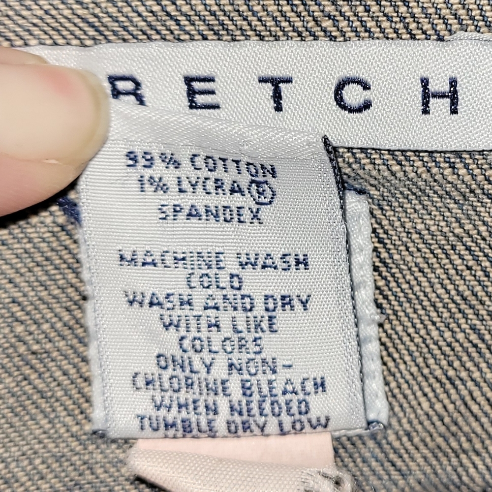 Gap Jean Jacket - Picture 4 of 4